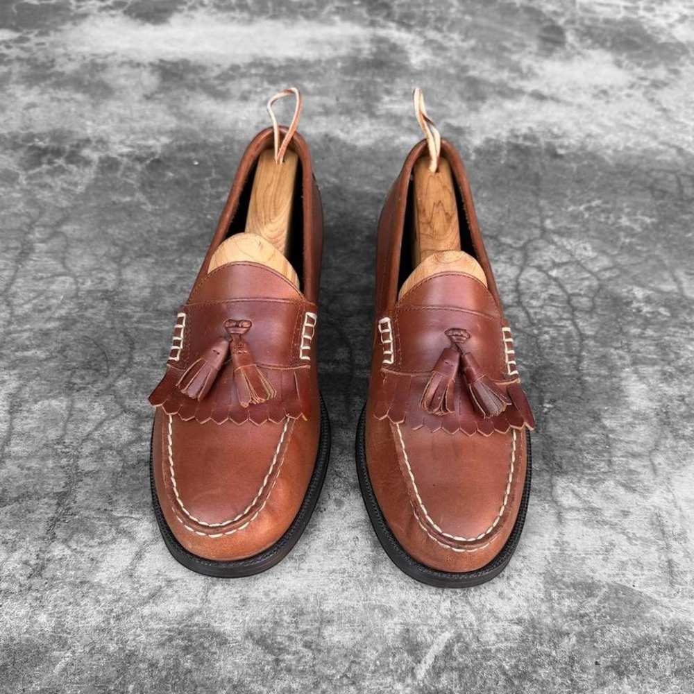 Vintage Chaps Brown leather tassel kittle loafers slip on dress shoes size 10